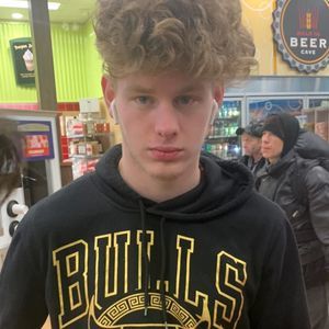 Meet your Posher, Justin